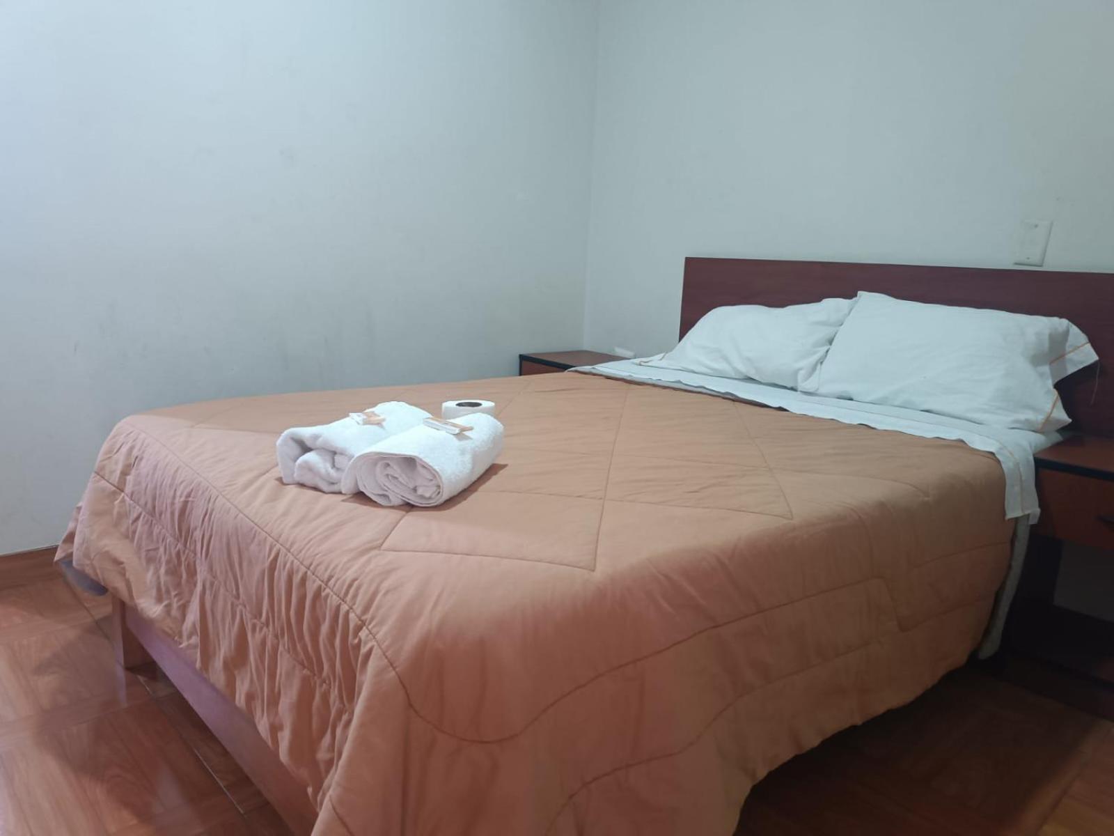 Hostal Yuraq Wasi 596 Ayacucho Zewnętrze zdjęcie